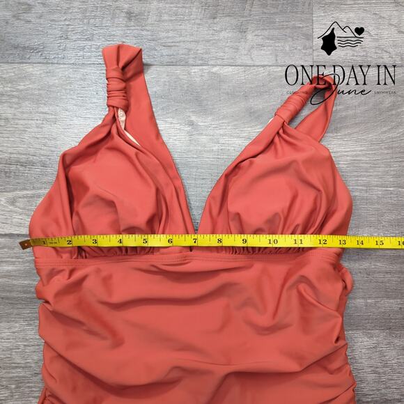 Cupshe V Neck Tummy Control One Piece Swimsuit Size L - Picture 2 of 4